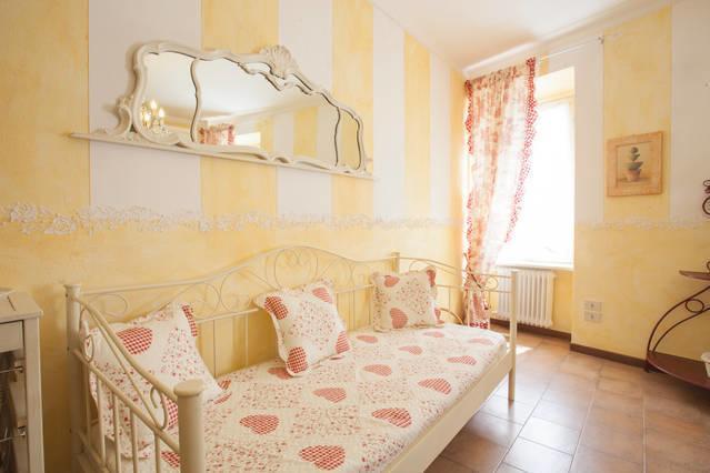 Apartamento Relais De La Place Desenzano del Garda Habitación foto